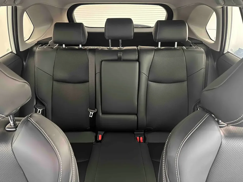 Toyota Willanda 2.0L 2WD Leading Edition 2024 — миниатюра 2