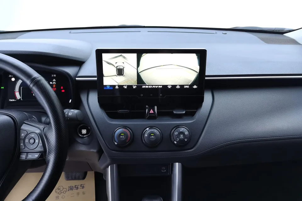 Toyota CorollaCross 2.0L CVT Pioneer Edition 2023 — фото 1, купить с доставкой в Москву