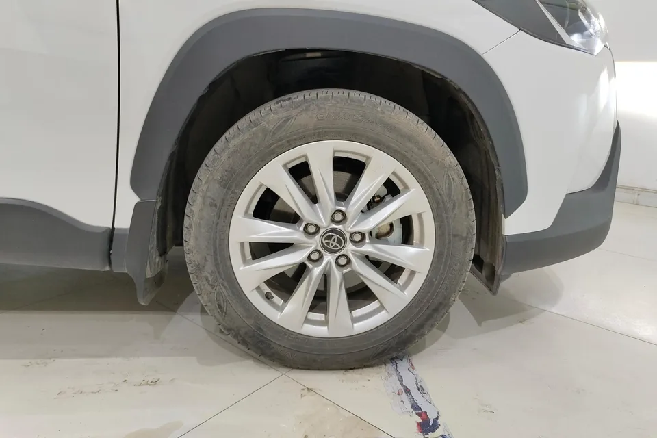 Toyota CorollaCross 2.0L CVT Pioneer Edition 2024 — миниатюра 3