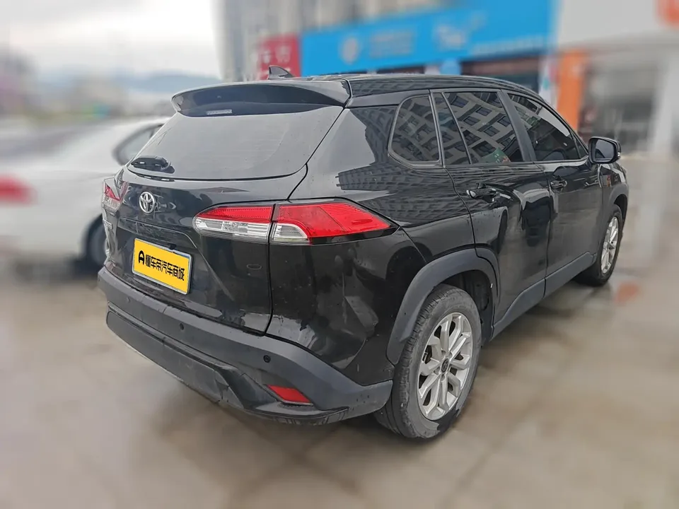 Toyota Frontlander 2.0L CVT Elite Edition 2024 — миниатюра 4