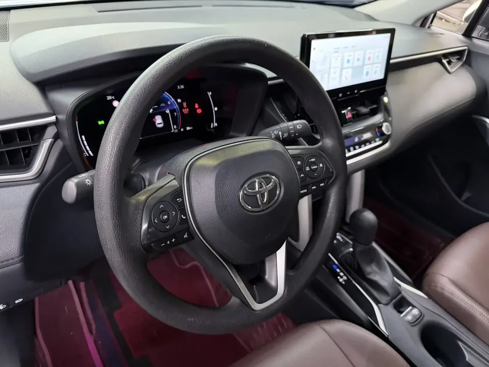 Toyota Frontlander Frontlander 2023 2.0L CVT Leading Edition 2023 — thumbnail 4