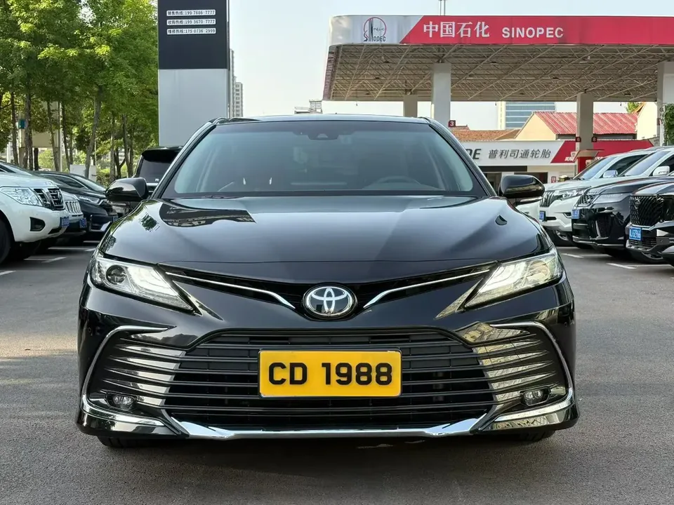 Toyota Camry 2023