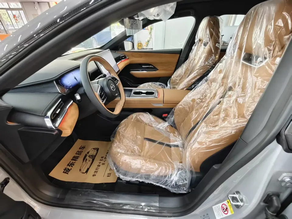 Mazda EZ-6 Mazda EZ-6 2026 Range Extender Pro 2026 — миниатюра 5