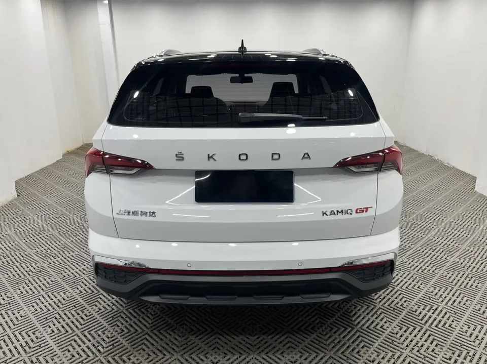 Skoda Kamiq Komic GT 2023 1.5L Automatic Premium Edition 2023 — миниатюра 2