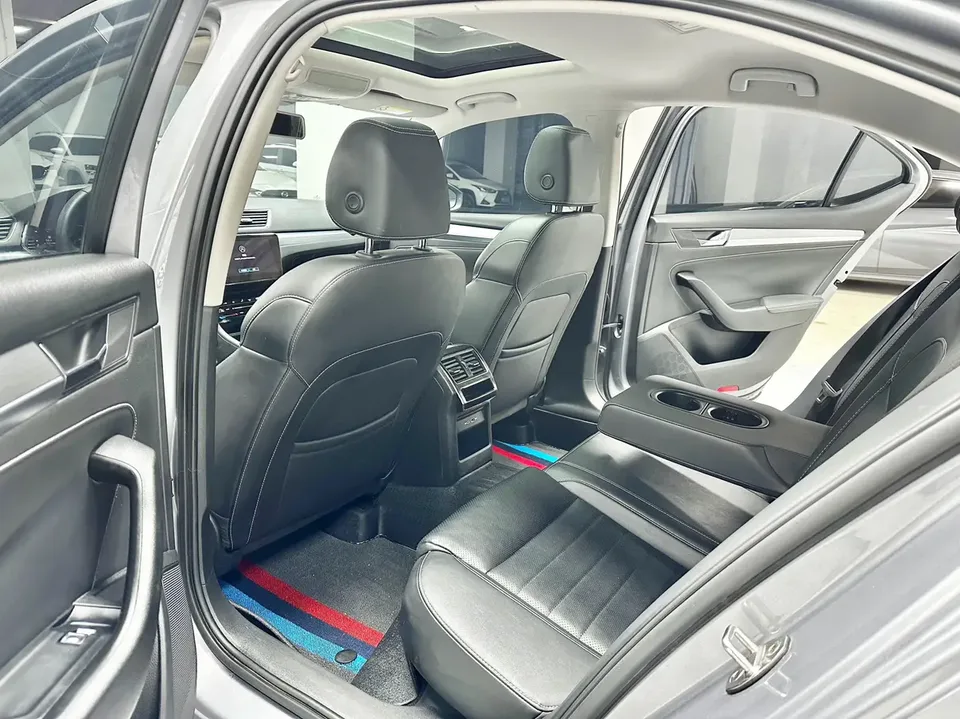 Skoda Superb Speedy 2022 TSI280 DSG Premium Edition 2022 — thumbnail 5
