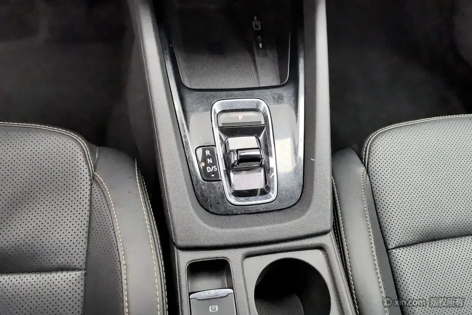 Skoda Octavia PRO TSI280 DSG Premium Edition 2022 — миниатюра 4
