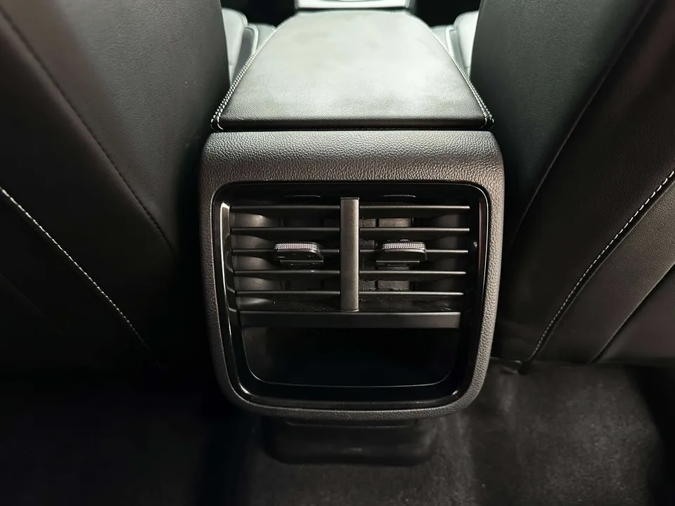 Skoda Octavia PRO TSI280 DSG Exclusive Edition 2023 — миниатюра 3