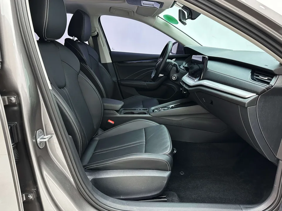 Skoda Octavia PRO TSI280 DSG Exclusive Edition 2023 — миниатюра 5
