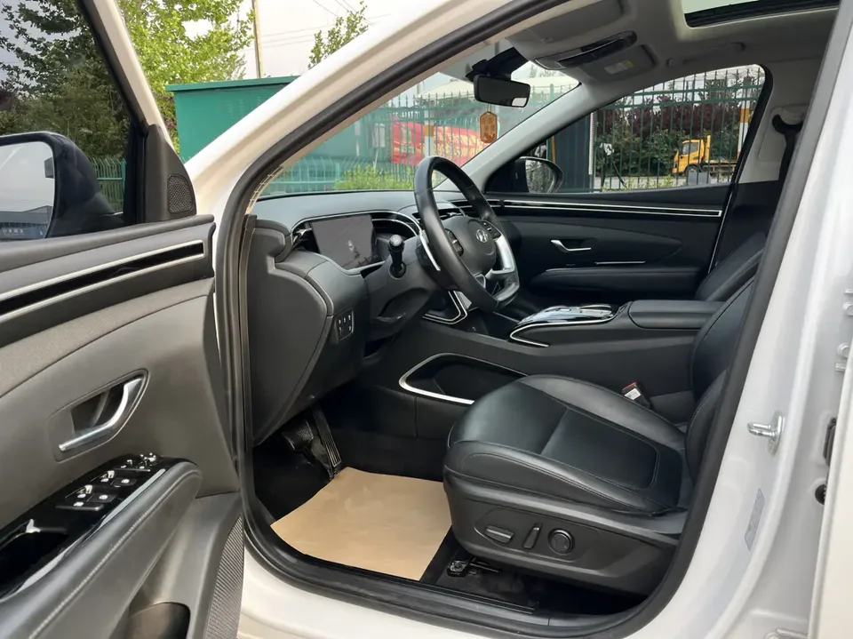 Hyundai tucson l Tucson 2022 Tucson L 1.5T LUX two-wheel drive premium version N Line 2022 — миниатюра 4
