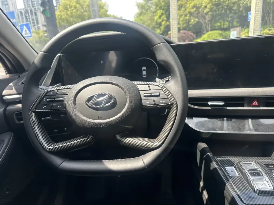 Hyundai Sonata 270TGDi 20th SE DCT 20th Anniversary Edition 2022 — миниатюра 3