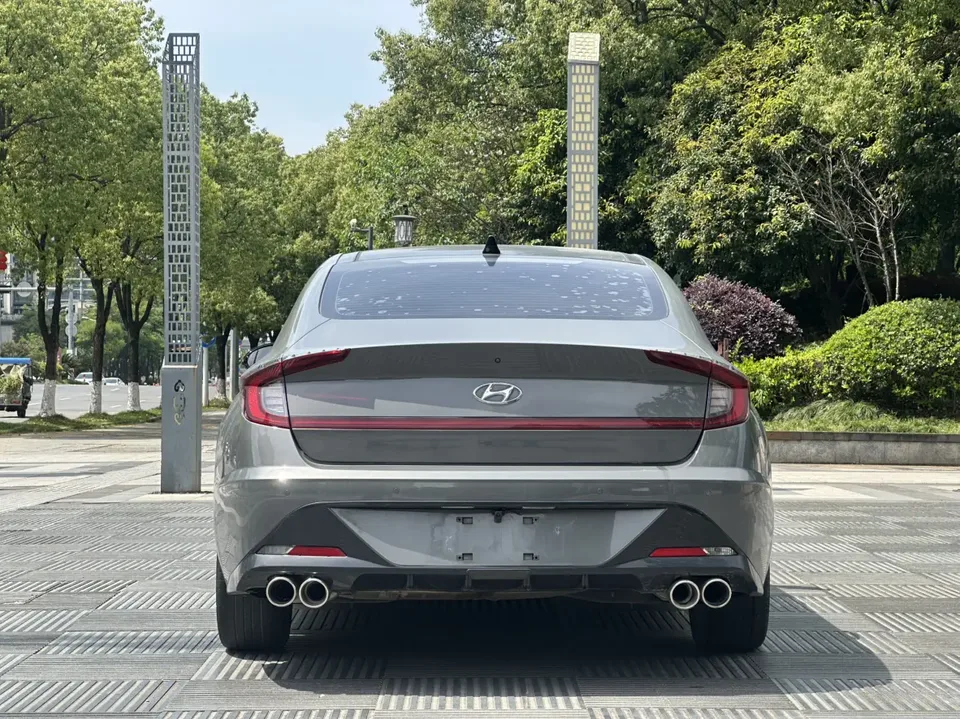 Hyundai Sonata 270TGDi 20th SE DCT 20th Anniversary Edition 2022 — миниатюра 5