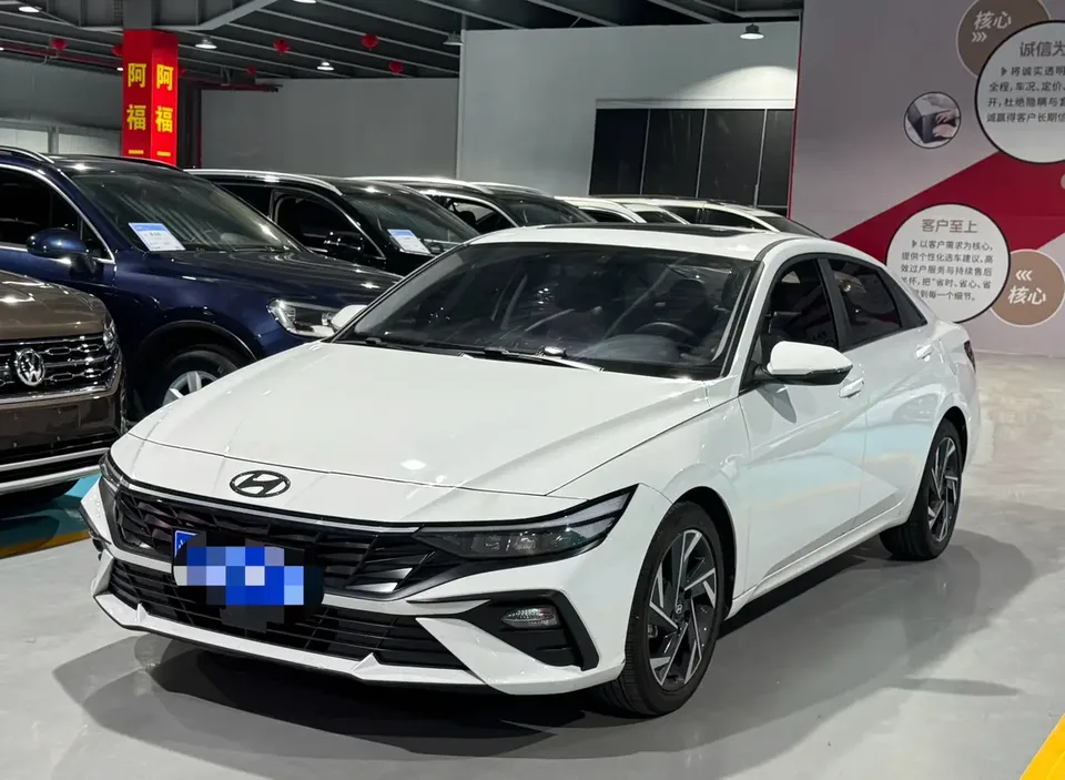 Hyundai Elantra 1.5L CVT GLX Elite Edition 2025 — фото 1, купить с доставкой в Москву