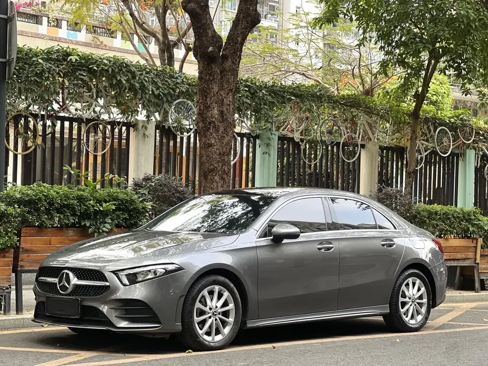 Mercedes-Benz Mercedes Benz A Class 2023