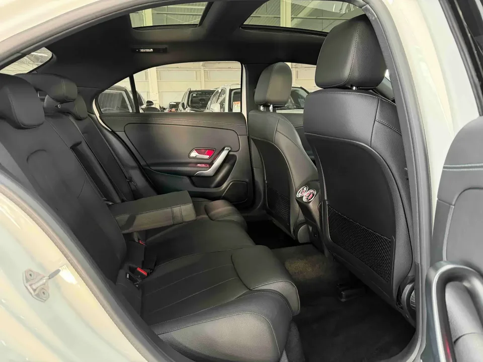 Mercedes-Benz Mercedes Benz A Class Mercedes-Benz A-Class 2022 A 180 L Sports Sedan 2023 — миниатюра 5