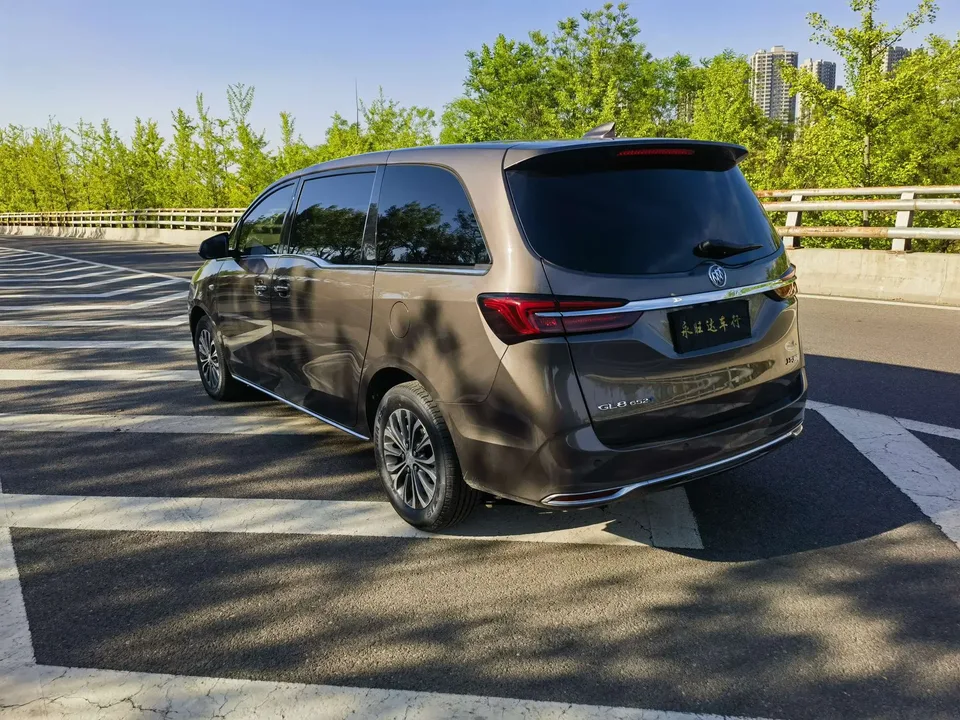 Buick GL8 2022