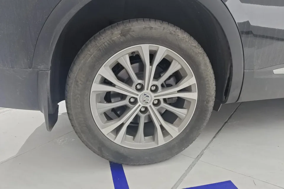 Buick Envision Envision Envision Plus 652T Five-seat Luxury Model 2022 — миниатюра 2