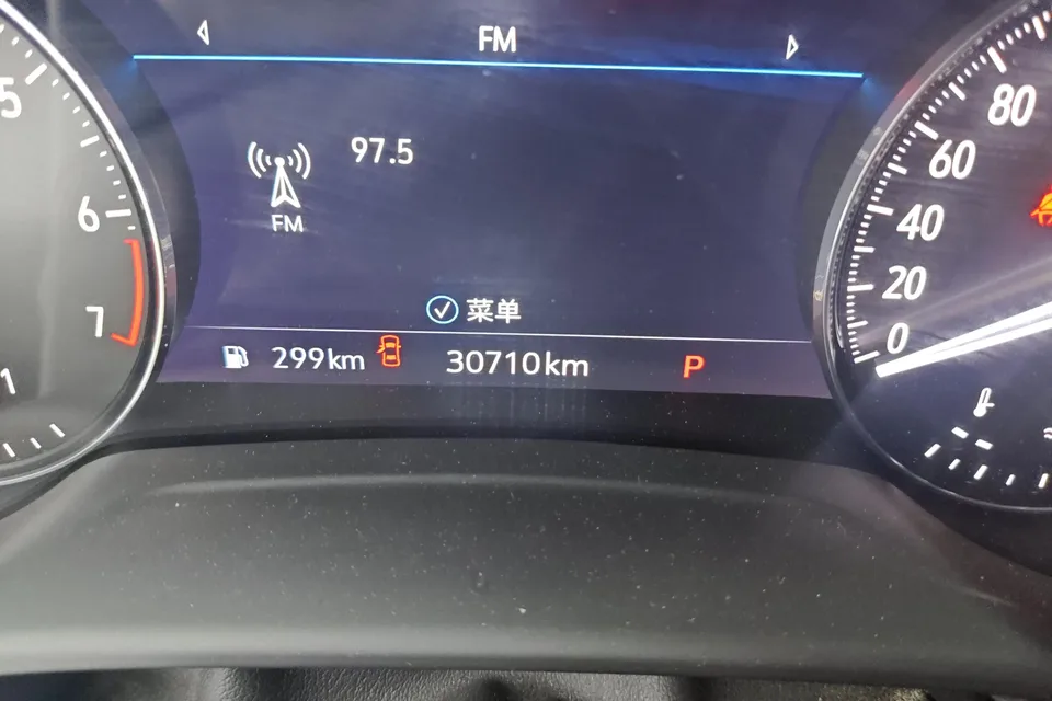 Buick Envision Envision Envision Plus 652T Five-seat Luxury Model 2022 — миниатюра 3