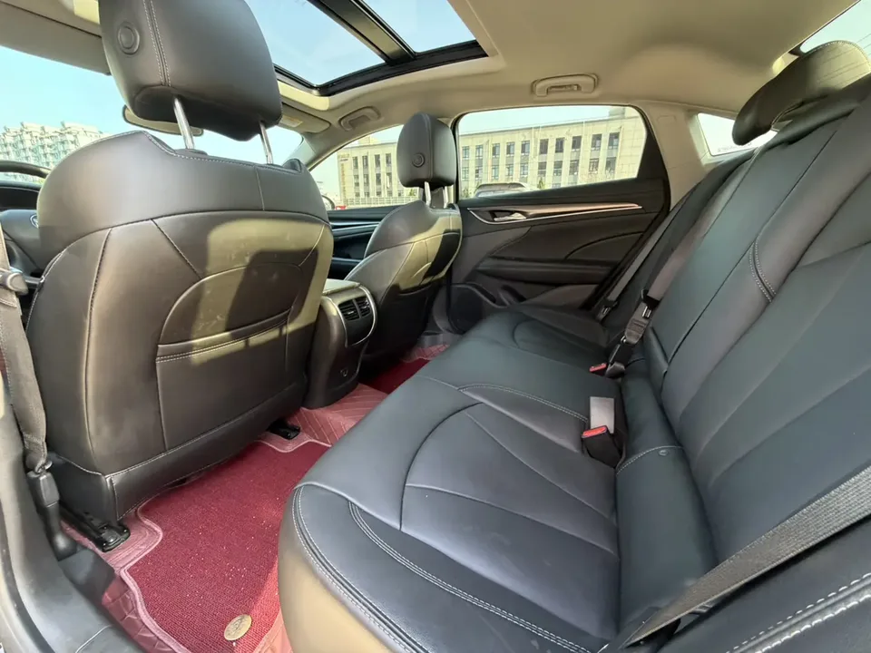 Buick LaCrosse LaCrosse 2022 Aivia 2.0T Early Access Model 2022 — миниатюра 3