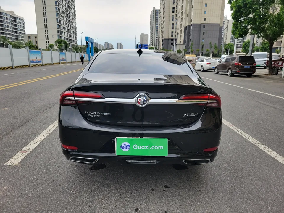 Buick LaCrosse LaCrosse 2022 652T Luxury 2023 — миниатюра 2