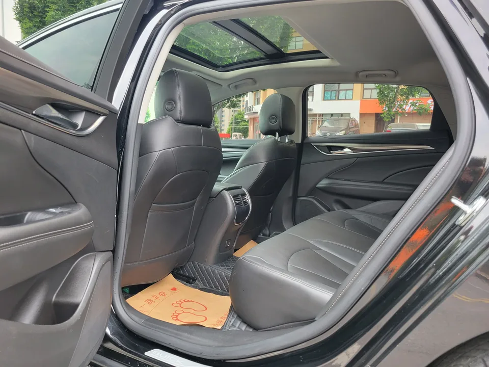 Buick LaCrosse LaCrosse 2022 652T Luxury 2023 — миниатюра 3