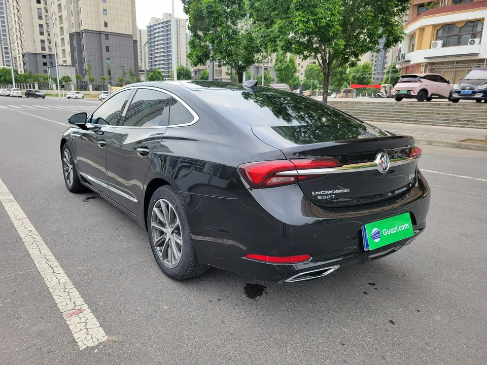 Buick LaCrosse LaCrosse 2022 652T Luxury 2023 — миниатюра 4