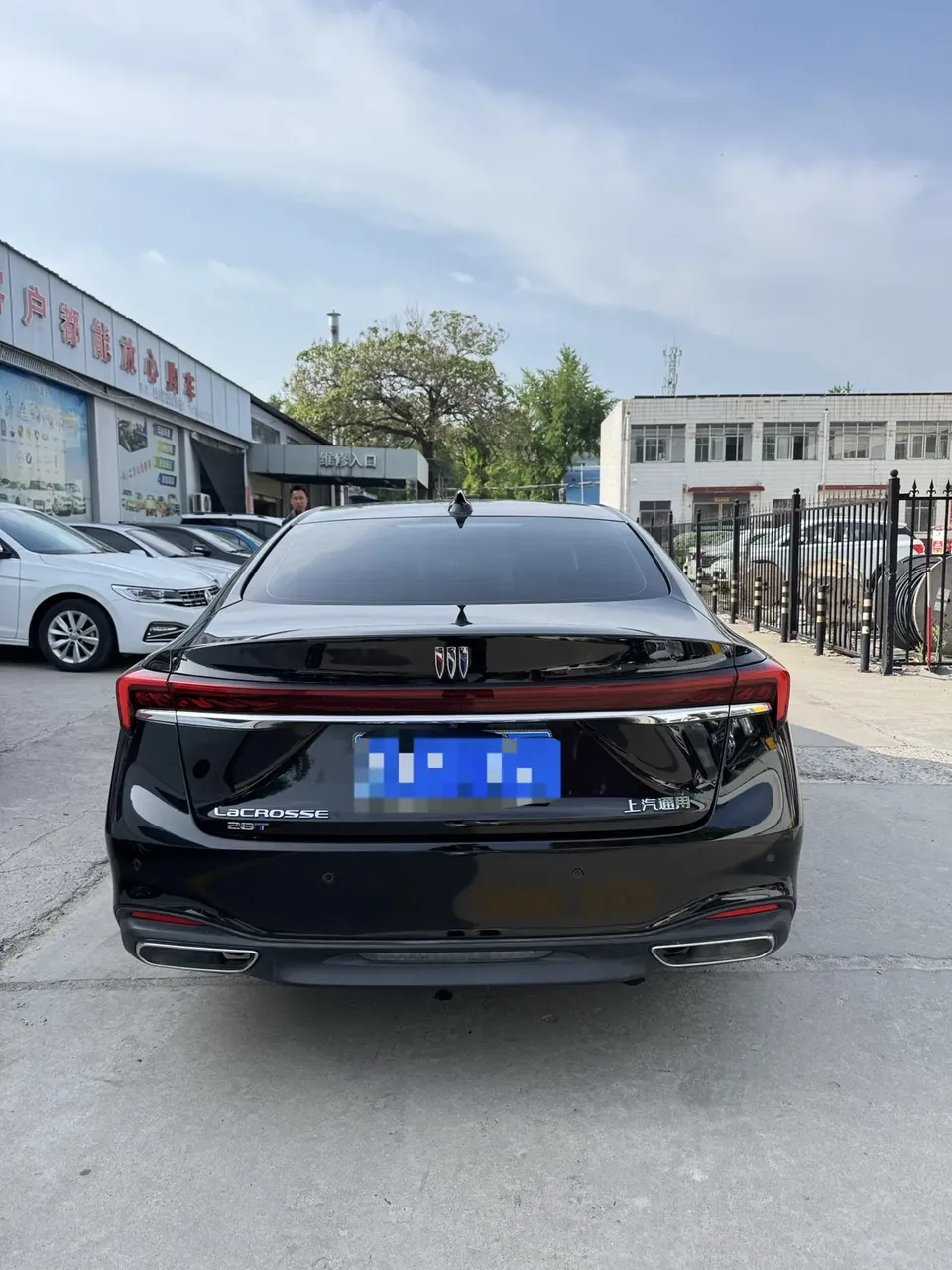 Buick LaCrosse 28T Automatic Premium Edition 2024 — миниатюра 2
