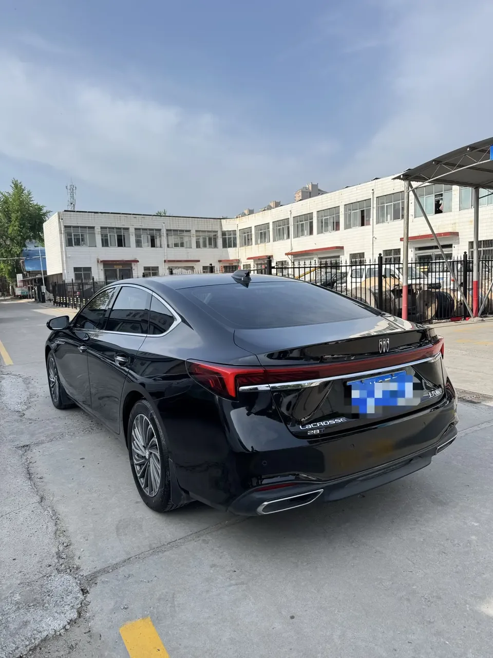 Buick LaCrosse 28T Automatic Premium Edition 2024 — миниатюра 4