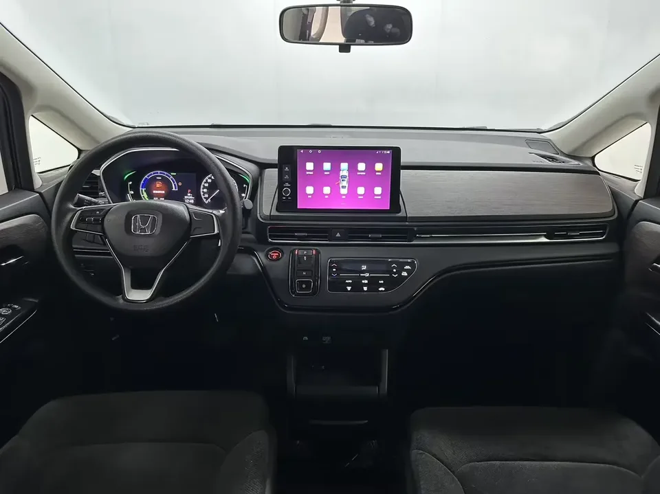 Honda Odyssey Odyssey 2024 2.0L Sharp Enjoy Edition 2025 — миниатюра 3
