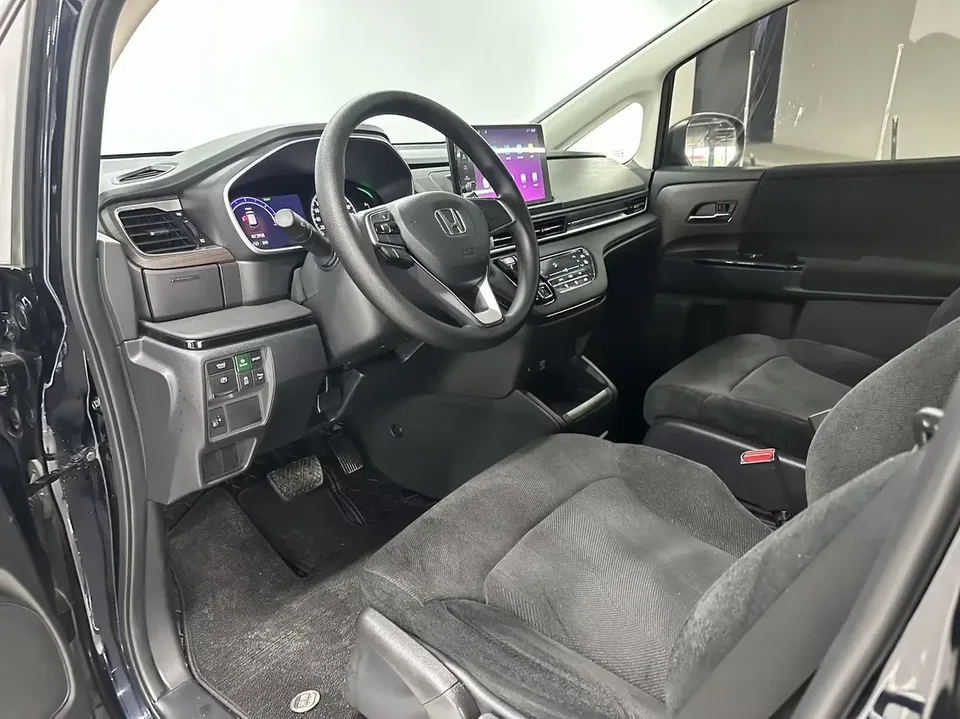 Honda Odyssey Odyssey 2024 2.0L Sharp Enjoy Edition 2025 — миниатюра 4