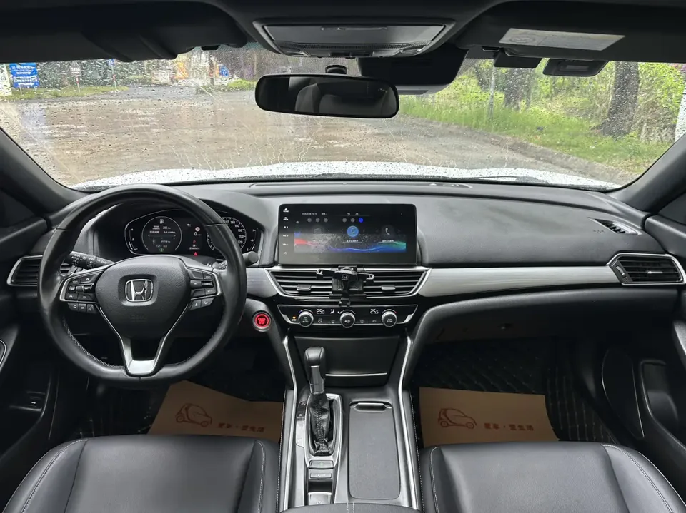 Honda Inspire Inship 2022 260TURBO Exquisite Edition 2022 — миниатюра 4