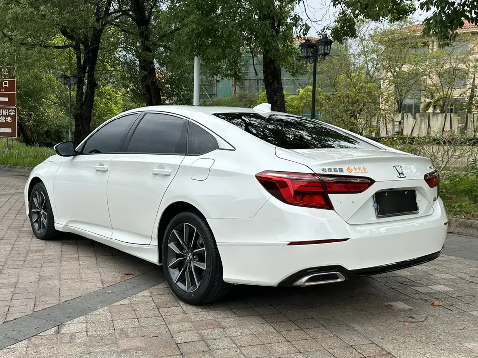 Honda Inspire Inship 2022 260TURBO Exquisite Edition 2022 — миниатюра 5