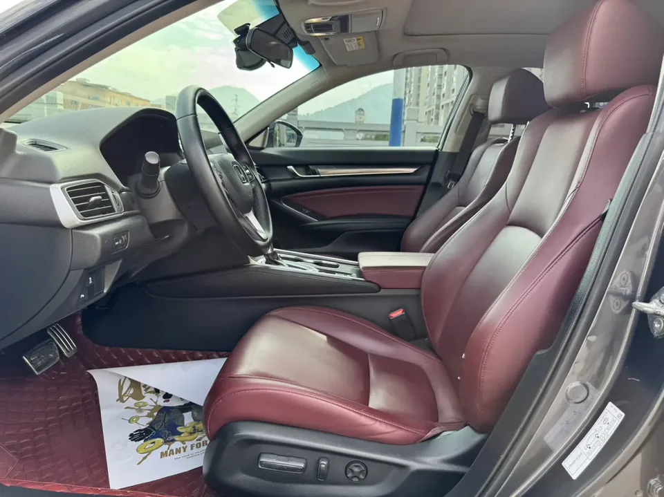 Honda Accord 2022 Accord 260TURBO Fantasy Night Premium Edition 2022 — миниатюра 5