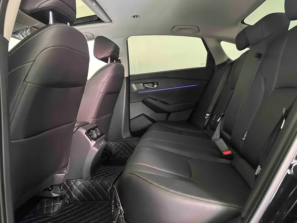 Honda Accord Sports Series Sharp T-Motion 260TURBO Luxury Edition 2026 — миниатюра 4