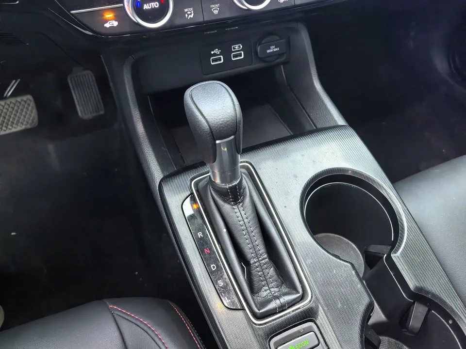 Honda CIVIC 2022 Civic 240TURBO CVT Dynamic Edition 2023 — миниатюра 3