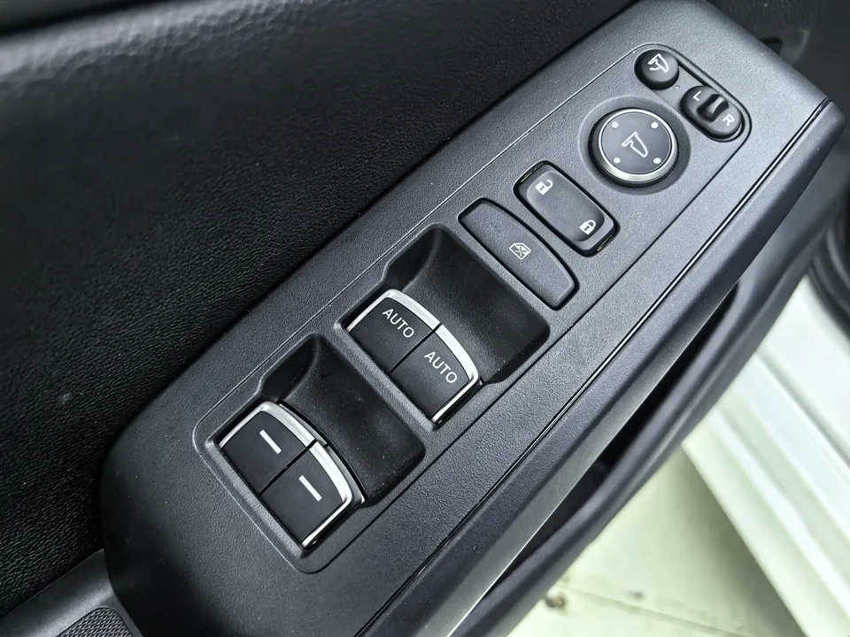 Honda CIVIC 2022 Civic 240TURBO CVT Dynamic Edition 2023 — миниатюра 5