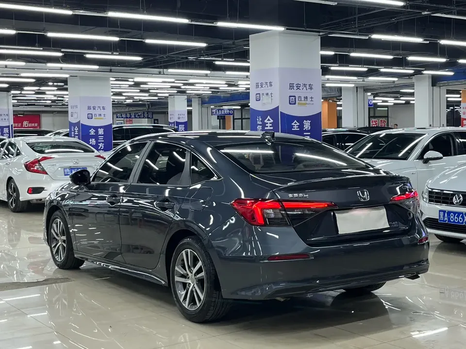 Honda CIVIC 2022 Civic 240TURBO CVT Dynamic Edition 2022 — миниатюра 4