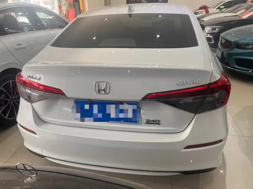 Honda CIVIC Civic 240TURBO CVT Dynamic C-position Customer Special Edition 2024 — миниатюра 2