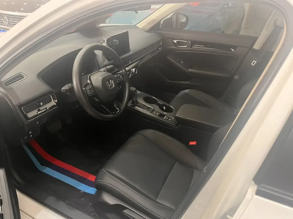 Honda CIVIC Civic 240TURBO CVT Dynamic C-position Customer Special Edition 2024 — миниатюра 3