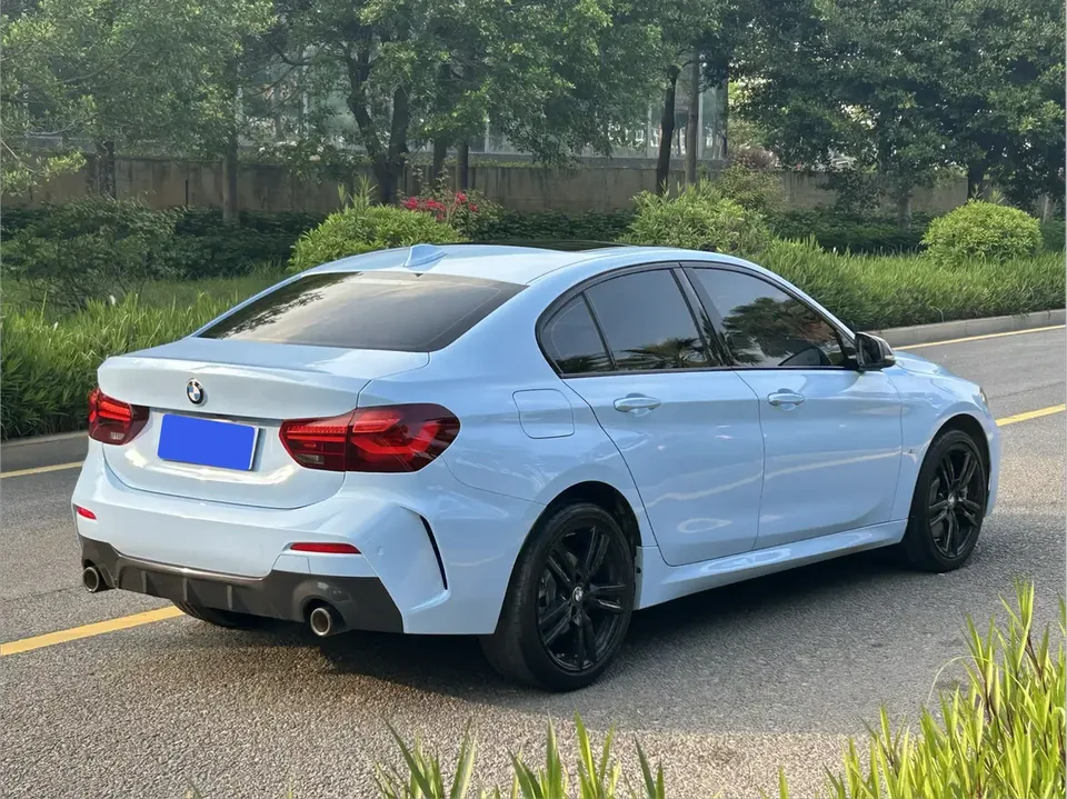 BMW 1 Series BMW 1 Series 2023 125i M Sport Night Edition 2023 — миниатюра 2