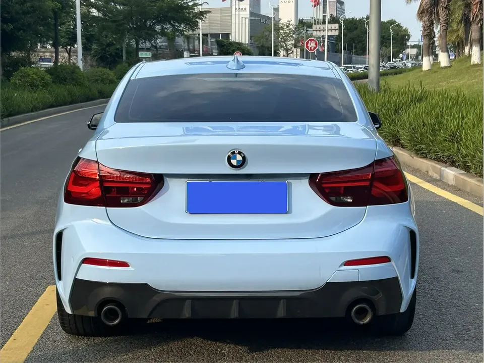 BMW 1 Series BMW 1 Series 2023 125i M Sport Night Edition 2023 — миниатюра 4