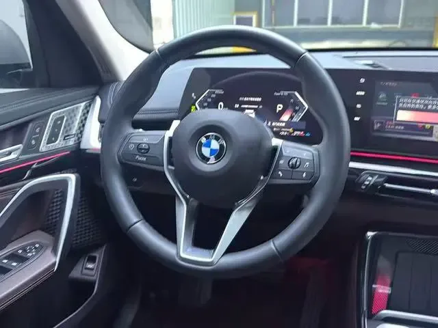 BMW X1 sDrive25Li X Design Package 2024 — миниатюра 3