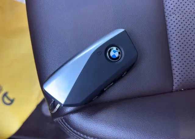 BMW X1 sDrive25Li X Design Package 2024 — миниатюра 4