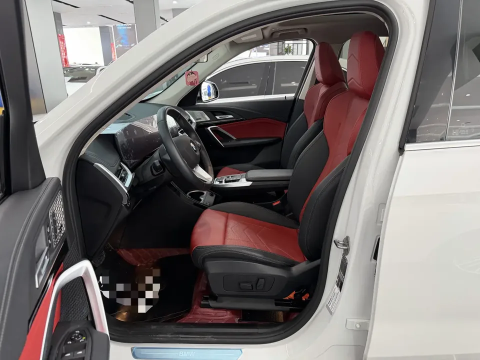 BMW X1 sDrive25Li M Sport Package 2024 — миниатюра 3