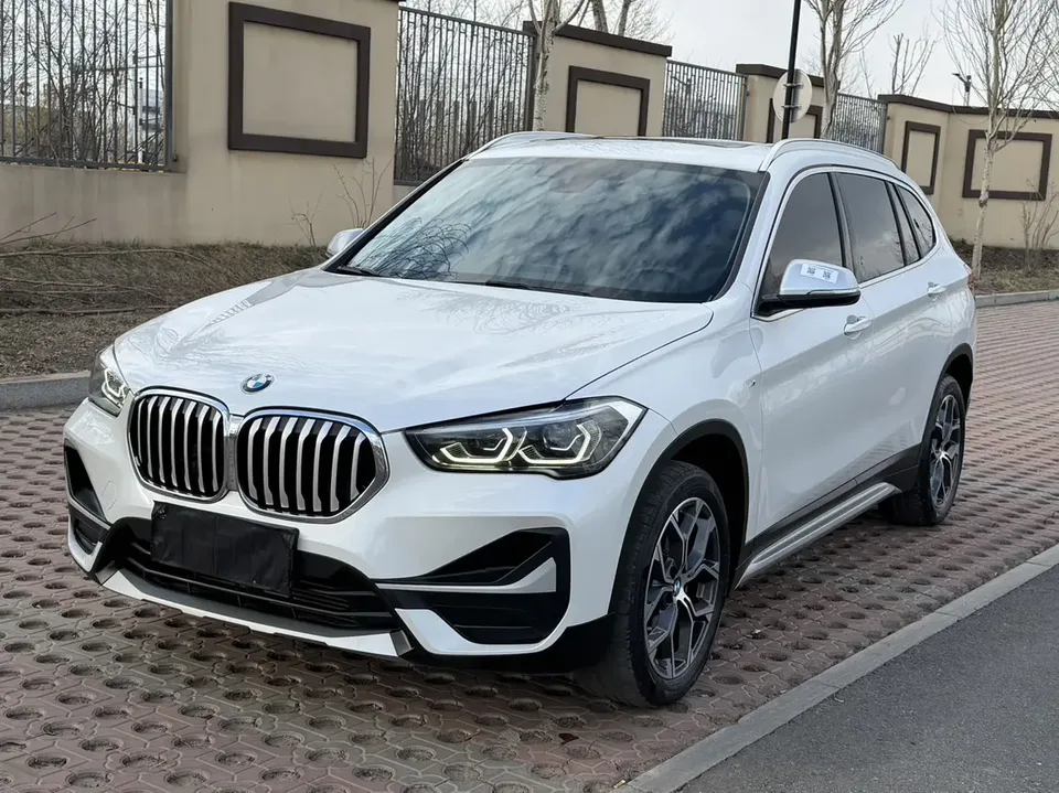 BMW X1 BMW X1 2022 sDrive20Li Fashion 2022 — photo 1, buy with delivery to Moscow