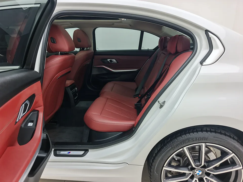 BMW 3 Series BMW 3 Series 2023 325Li M Sport Package 2024 — thumbnail 3