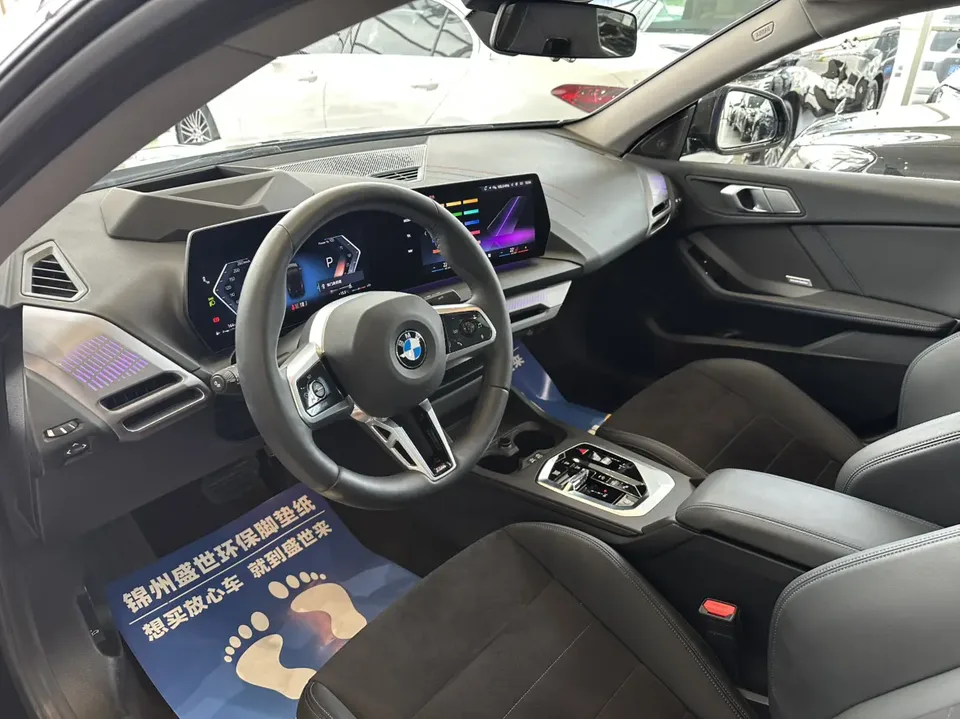 BMW 2 Series 225L M Sport Night Edition 2025 — миниатюра 4