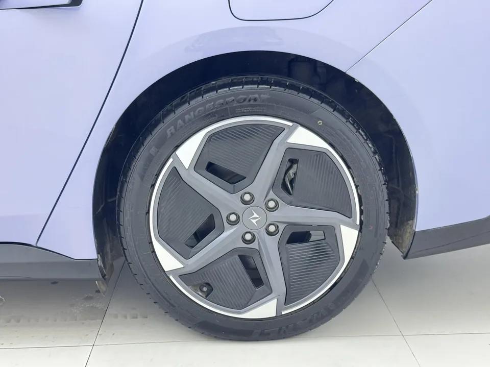 Dongfeng YiPai 007 2024