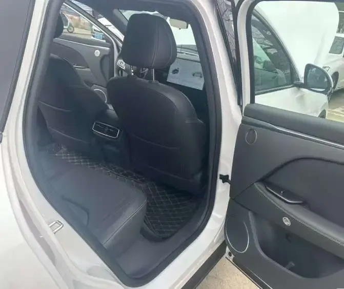 ARCFOX Extreme Fox JiFox Alpha T5 Jihu Alphard T5 2026 Pure Electric Version 660 Yuanjing Shenxing Edition 2025 — миниатюра 5