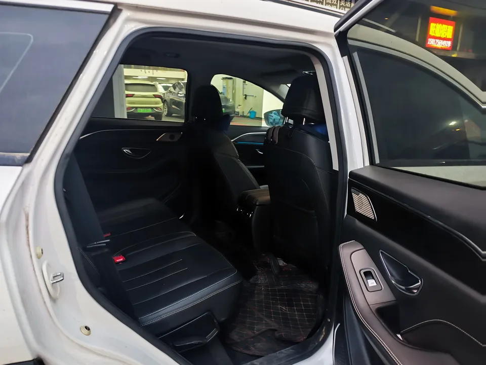 Jetour Jietu X90 Zilong 2.0T DCT Changsheng Edition 7 Seaters 2022 — миниатюра 3