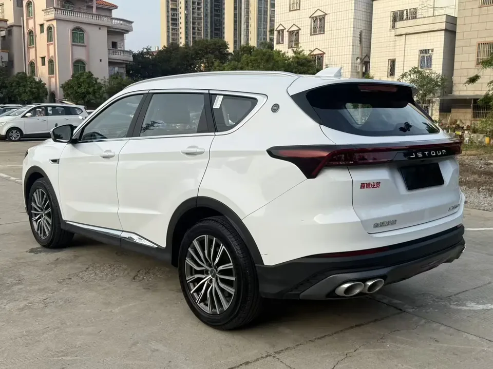 Jetour Jietu X70 PLUS JETOUR X70 PLUS 2023 1.5T DCT Brave PLUS 5-seater 2024 — миниатюра 2
